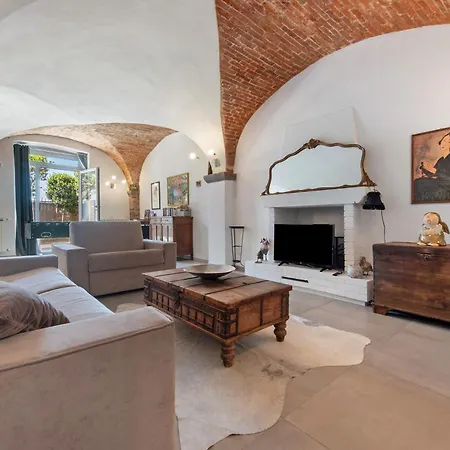 Апартаменти Casa Ipogea Elegant Бергамо